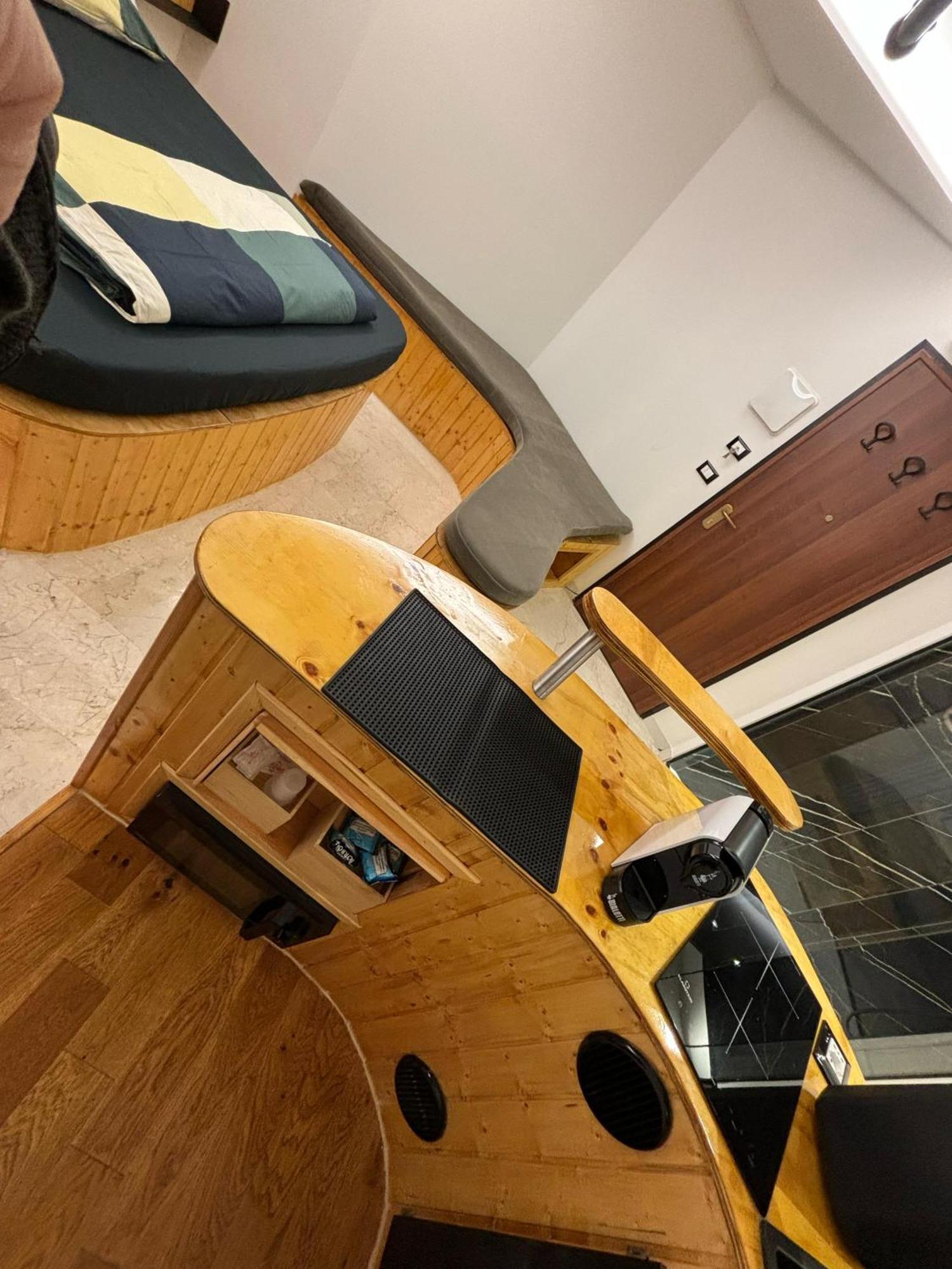 4roomz Alojamento de Acomodação e Pequeno-almoço 3*