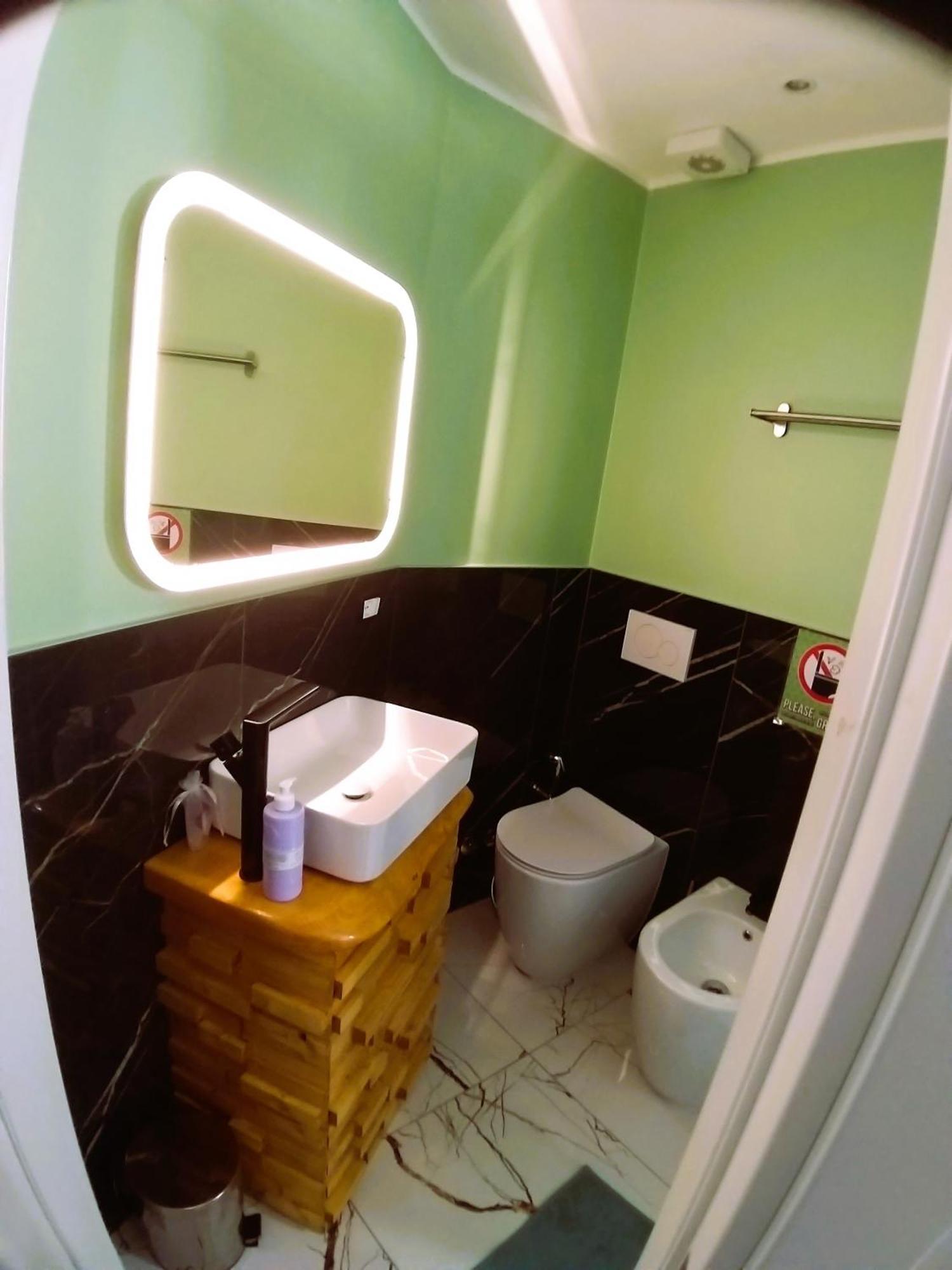 4roomz Alojamento de Acomodação e Pequeno-almoço 3*